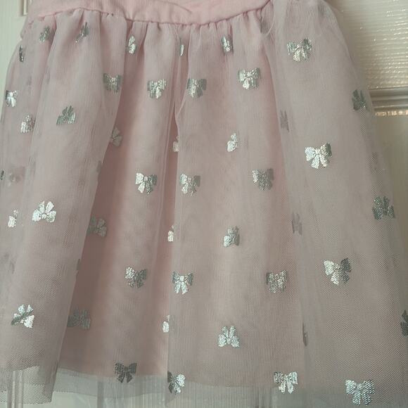 ❤️5/$25❤️ Carter’s Sweatshirt Dress with Bow Patterned Skirt - Picture 2 of 6